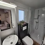 Mobile Luka 캠프장 비오그라드나모루
