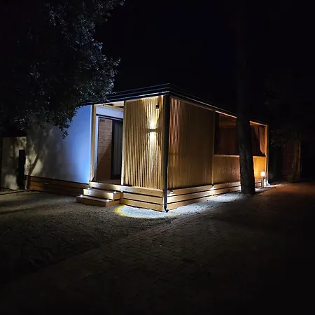Mobile Luka Campsite