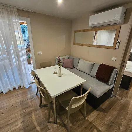 Kamp alanı Mobile Luka 4*