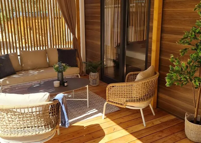 Mobile Luka Биоград-на-Мору