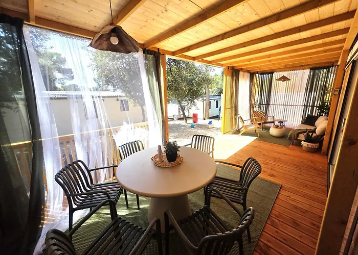 Mobile Luka 4* Биоград-на-Мору