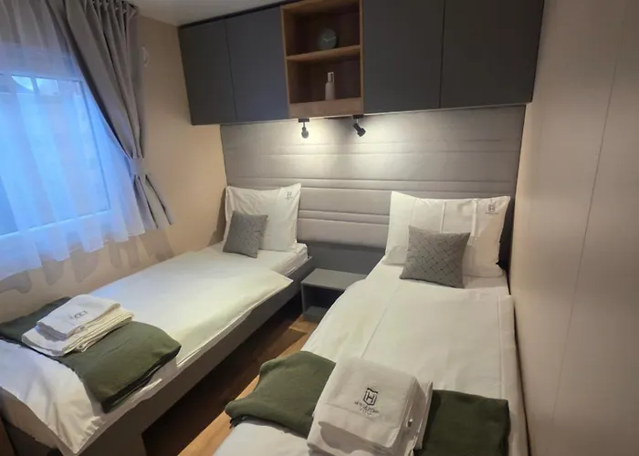 Кемпинг Mobile Luka 4*