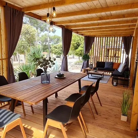 Mobile Luka 4* Biograd Na Moru