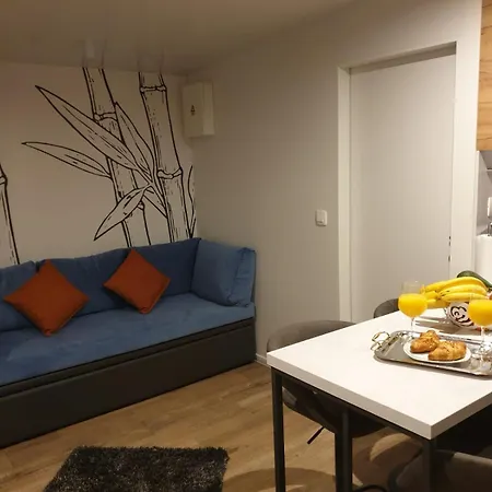 Mobile Luka 4* Biograd Na Moru