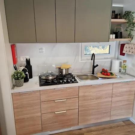 Camping Mobile Luka Biograd Na Moru