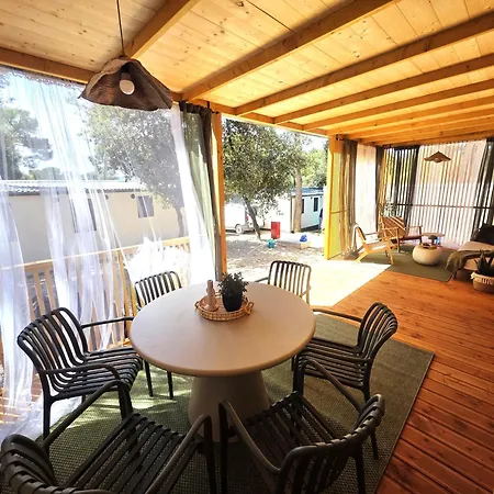 Mobile Luka 4* Biograd Na Moru