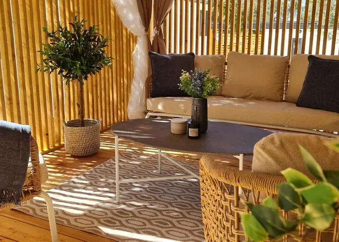 Mobile Luka Kamp Biograd Na Moru