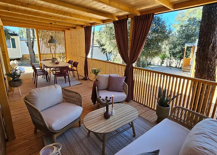 Mobile Luka 4* Biograd Na Moru